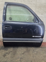 1999-2006 Chevrolet Silverado / GMC Sierra 1500 2500 3500 HD Front Passenger side Door RH