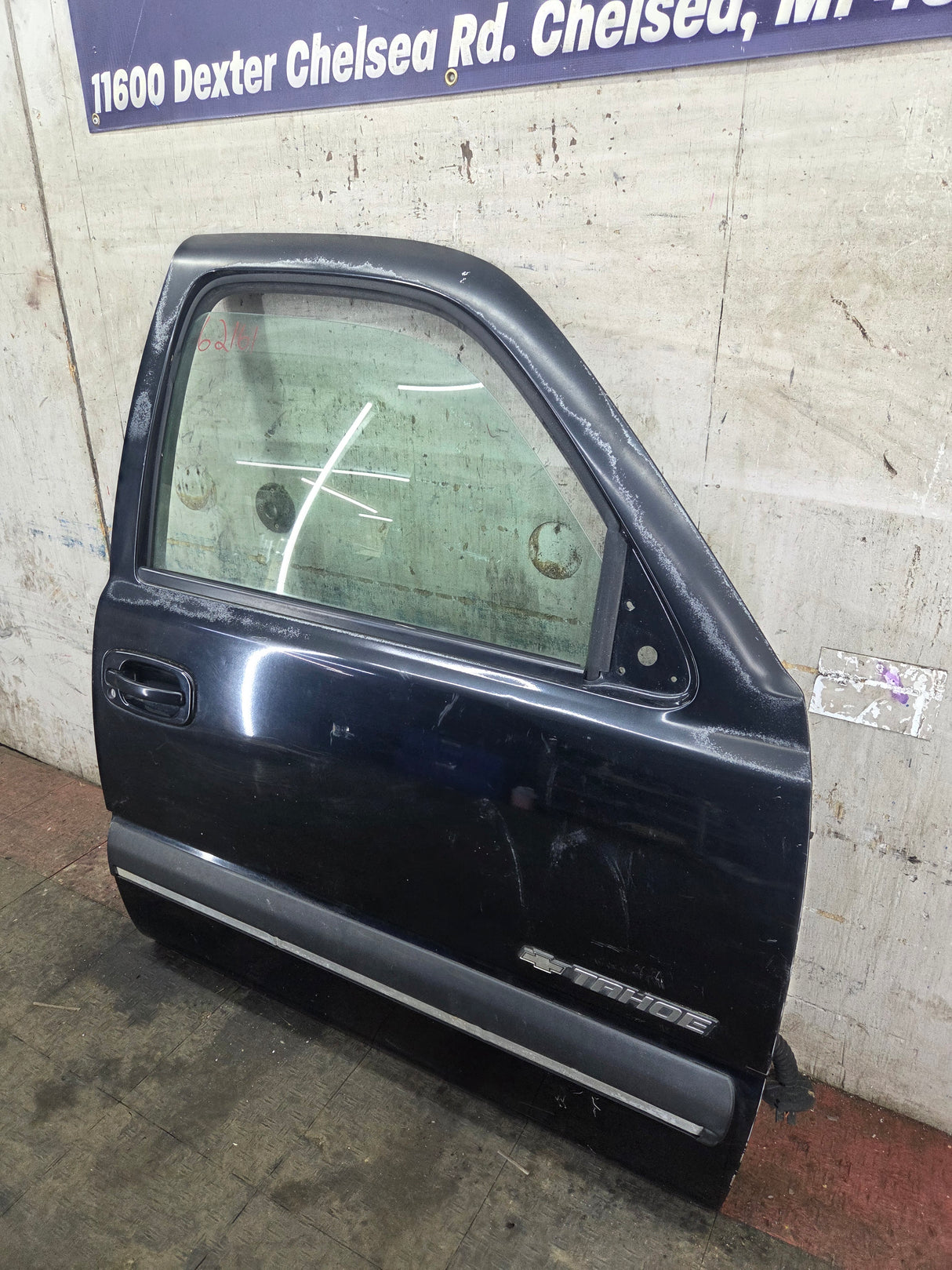 1999-2006 Chevrolet Silverado / GMC Sierra 1500 2500 3500 HD Front Passenger side Door RH