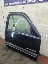 1999-2006 Chevrolet Silverado / GMC Sierra 1500 2500 3500 HD Front Passenger side Door RH