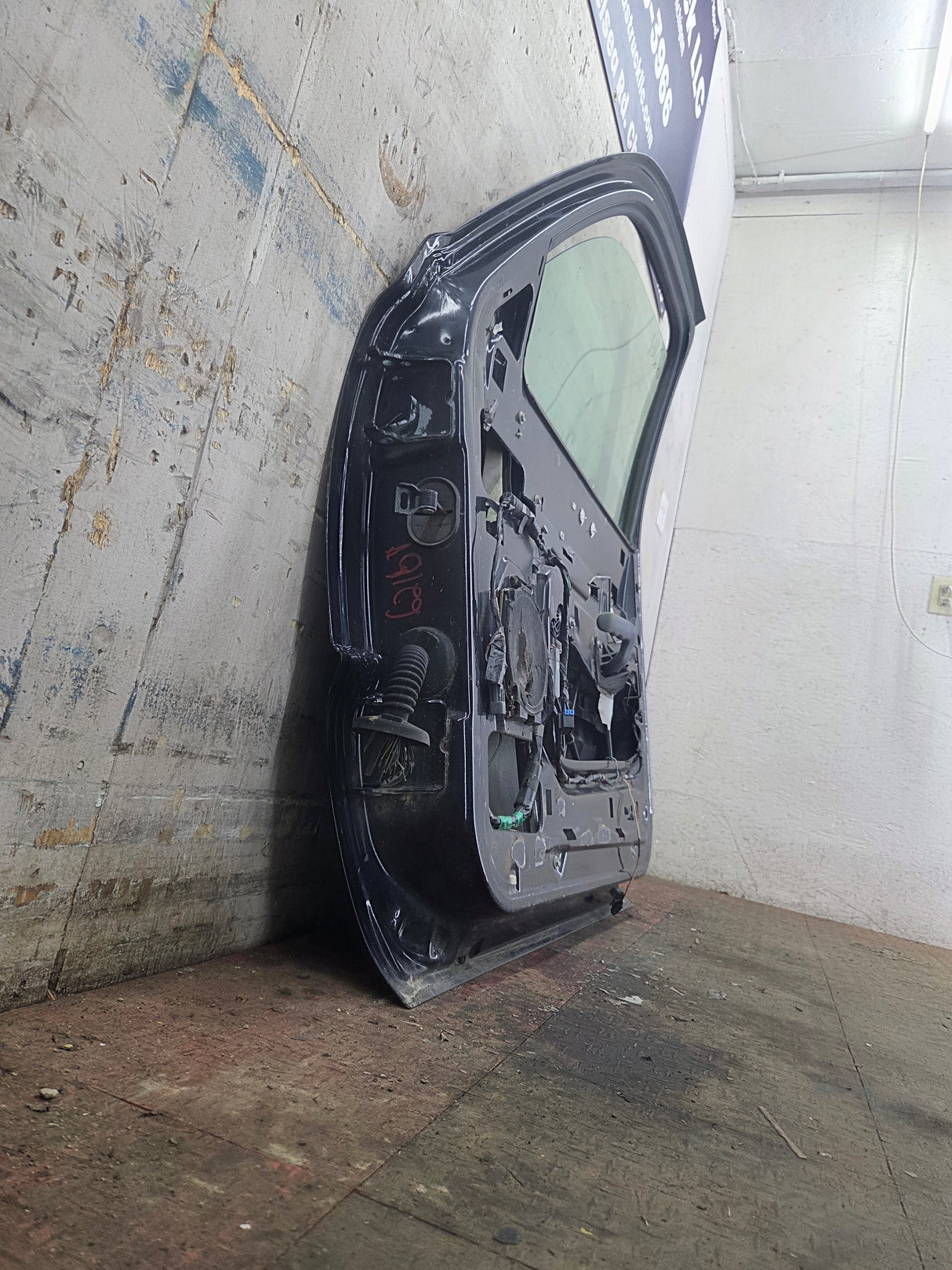1999-2006 Chevrolet Silverado / GMC Sierra 1500 2500 3500 HD Front Passenger side Door RH
