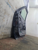 1999-2006 Chevrolet Silverado / GMC Sierra 1500 2500 3500 HD Front Passenger side Door RH