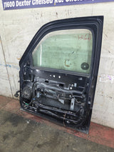 1999-2006 Chevrolet Silverado / GMC Sierra 1500 2500 3500 HD Front Passenger side Door RH
