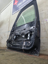 1999-2006 Chevrolet Silverado / GMC Sierra 1500 2500 3500 HD Front Passenger side Door RH