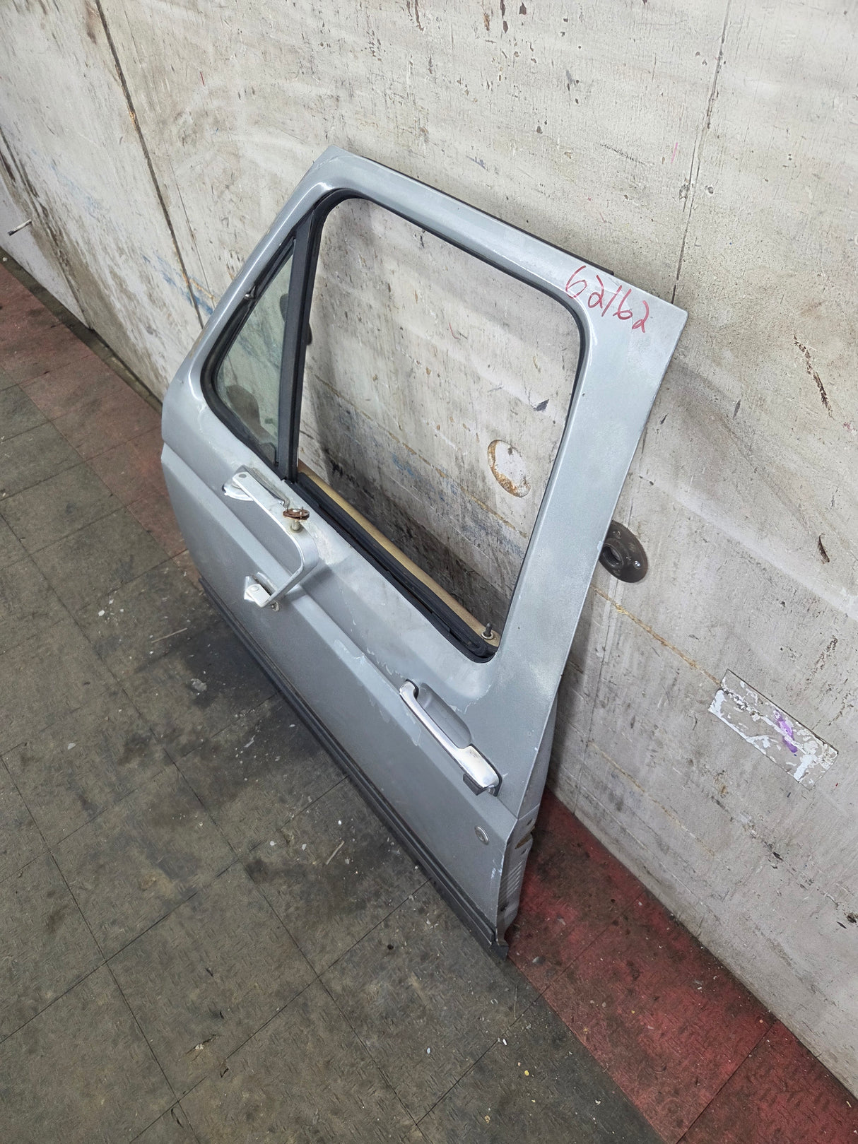 1987-1997 Ford F Series F250 F350 F450 F550 Driver Side Front Door LH