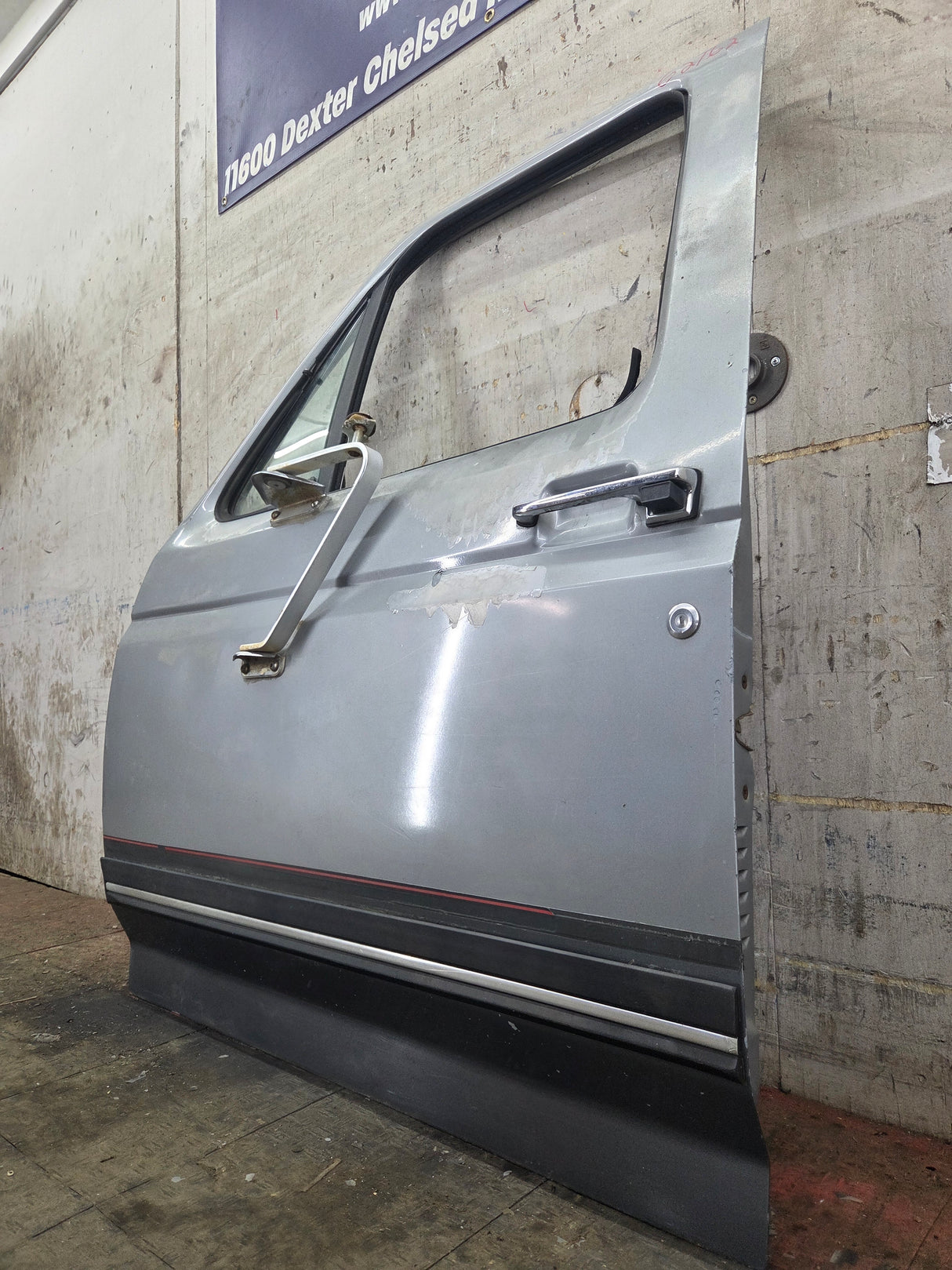 1987-1997 Ford F Series F250 F350 F450 F550 Driver Side Front Door LH
