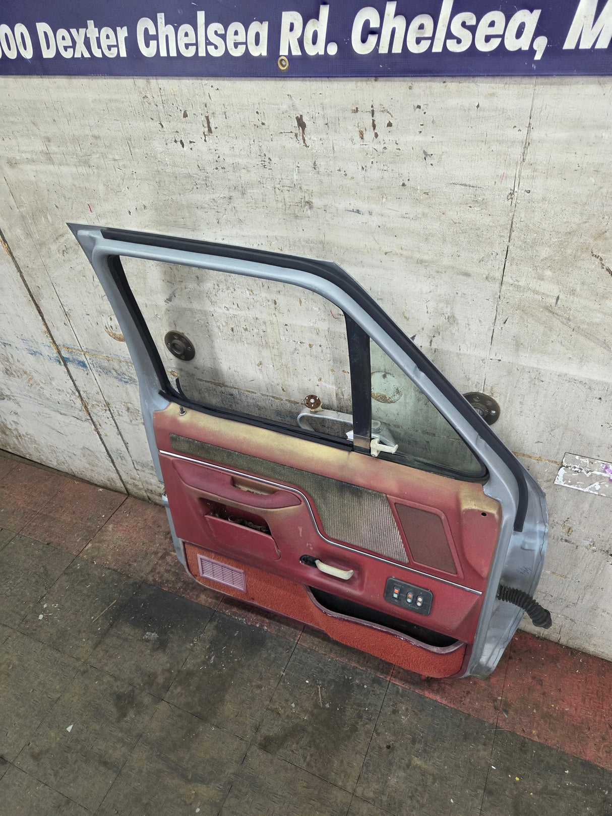 1987-1997 Ford F Series F250 F350 F450 F550 Driver Side Front Door LH