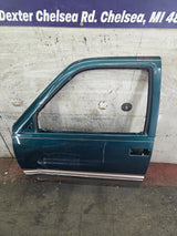 1988-2000 Chevrolet Silverado Suburban GMC Sierra LH Front Driver Side Door