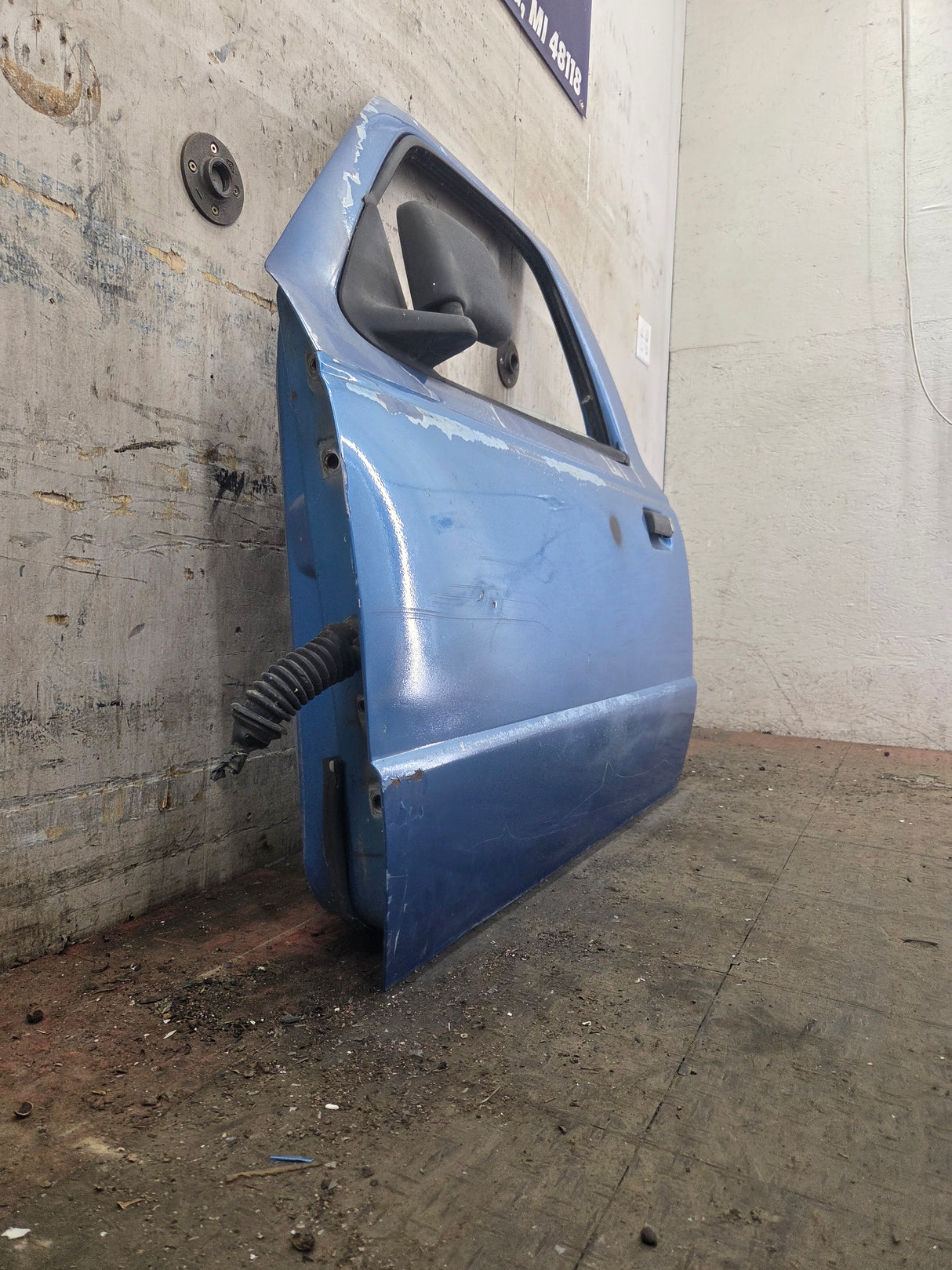 1993-2002 Ford Ranger Driver Side Front Left Hand Door