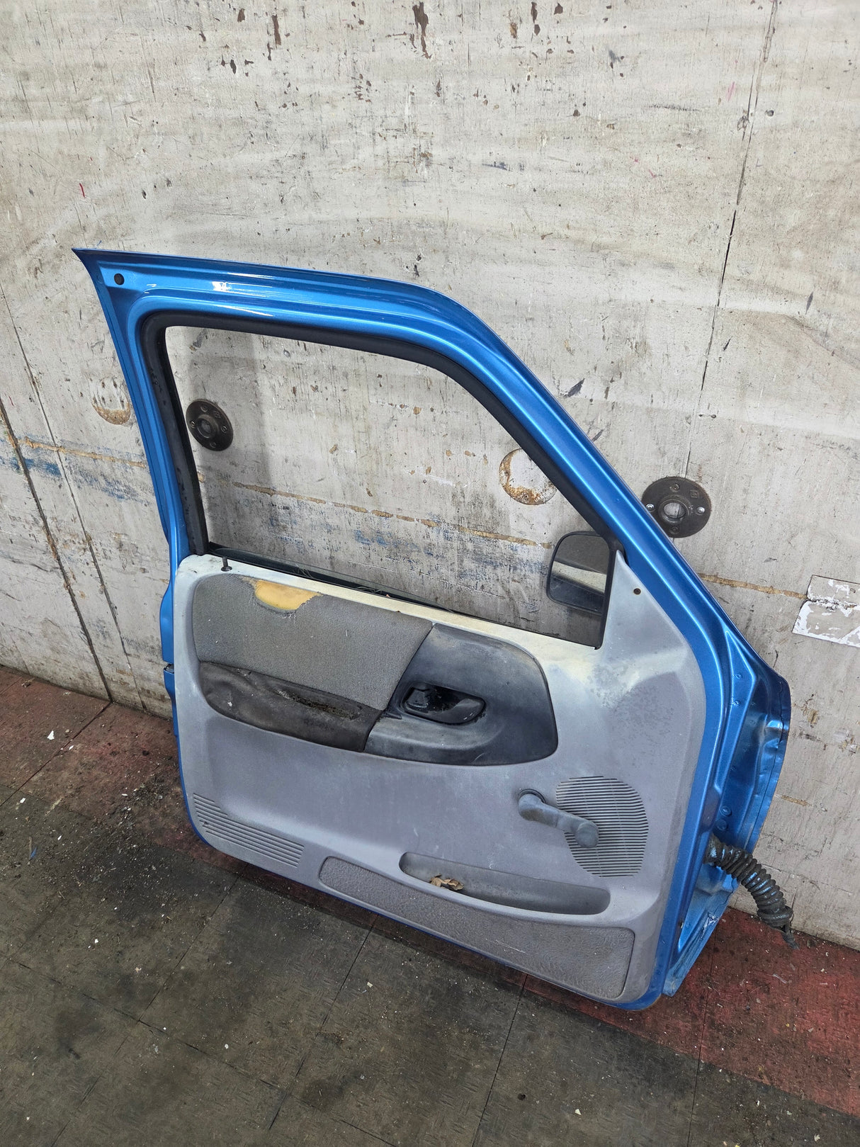 1993-2002 Ford Ranger Driver Side Front Left Hand Door