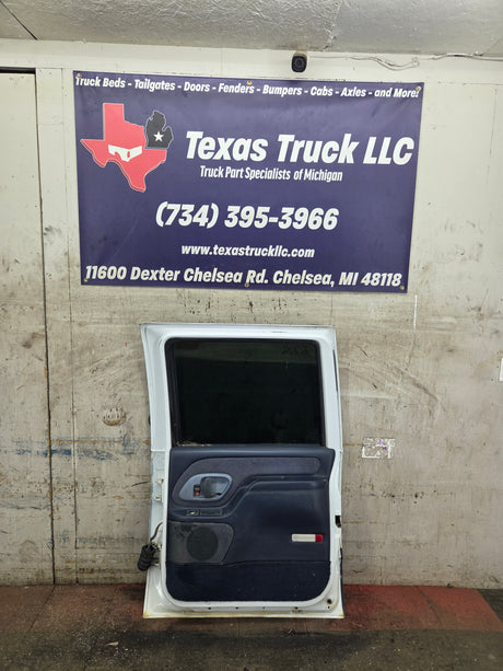 1992-2000 Chevrolet Silverado Suburban GMC Sierra K1500 K2500 K3500 Crew Cab RH Rear Driver Door