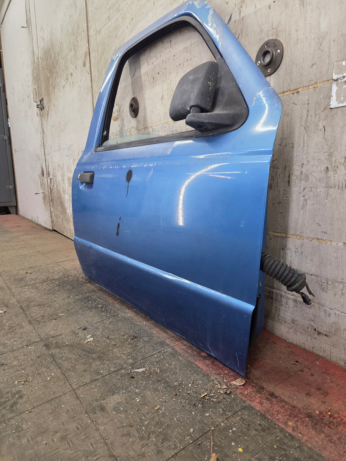 1993-2002 Ford Ranger Passenger Side Front Right Hand Door