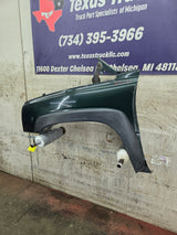 2003-2007 Chevrolet Silverado / Tahoe / Suburban 1500 2500 3500 HD LH Driver Side "Cateye" Front Fender - Medium Green Metallic