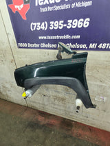 2003-2007 Chevrolet Silverado / Tahoe / Suburban 1500 2500 3500 HD LH Driver Side "Cateye" Front Fender - Medium Green Metallic