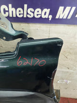 2003-2007 Chevrolet Silverado / Tahoe / Suburban 1500 2500 3500 HD LH Driver Side "Cateye" Front Fender - Medium Green Metallic