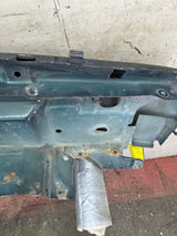 2003-2007 Chevrolet Silverado / Tahoe / Suburban 1500 2500 3500 HD LH Driver Side "Cateye" Front Fender - Medium Green Metallic