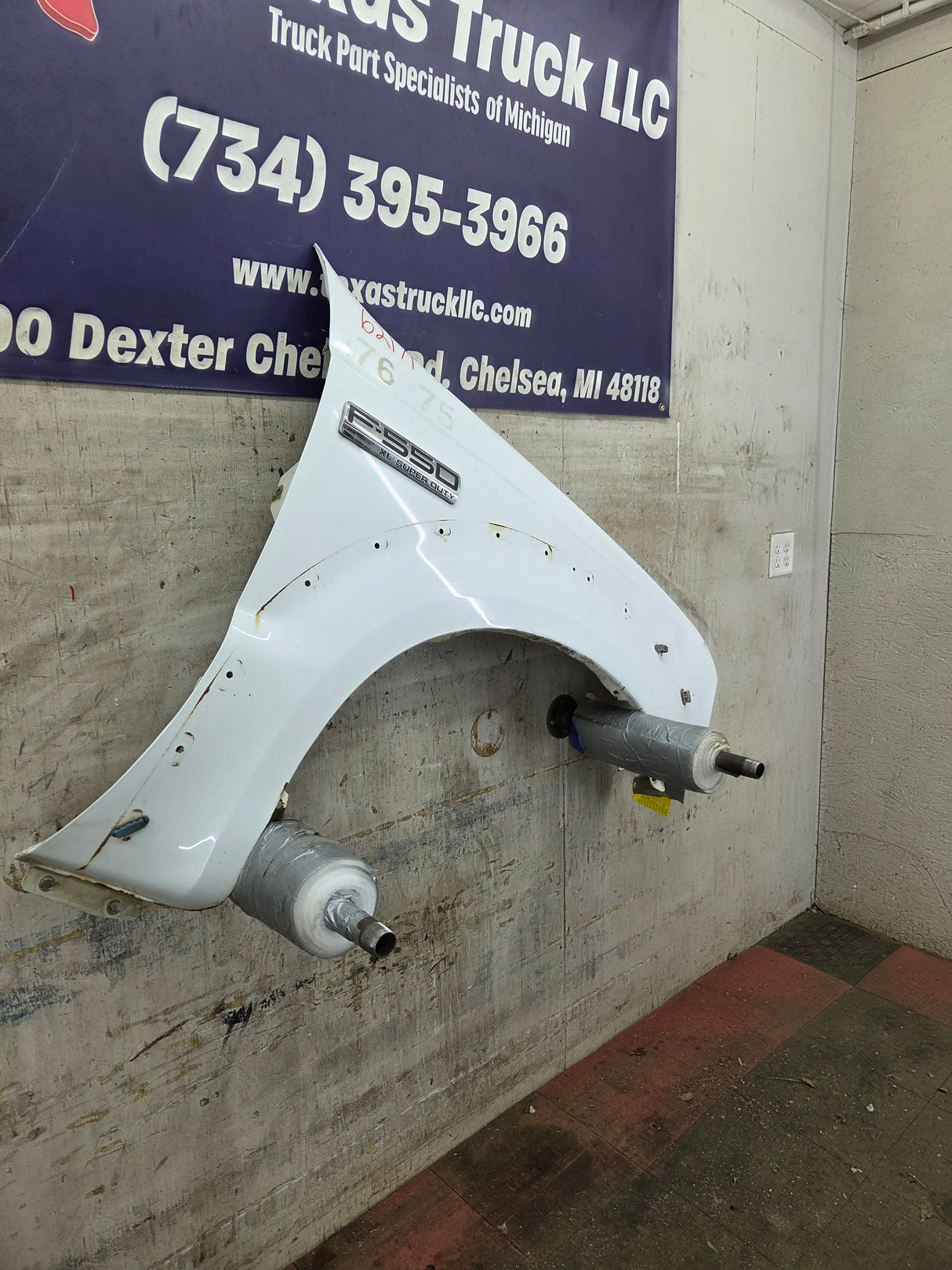 1999-2007 Ford Super Duty RH Passenger Side Front Fender F250 F350 F450 F550 Excursion