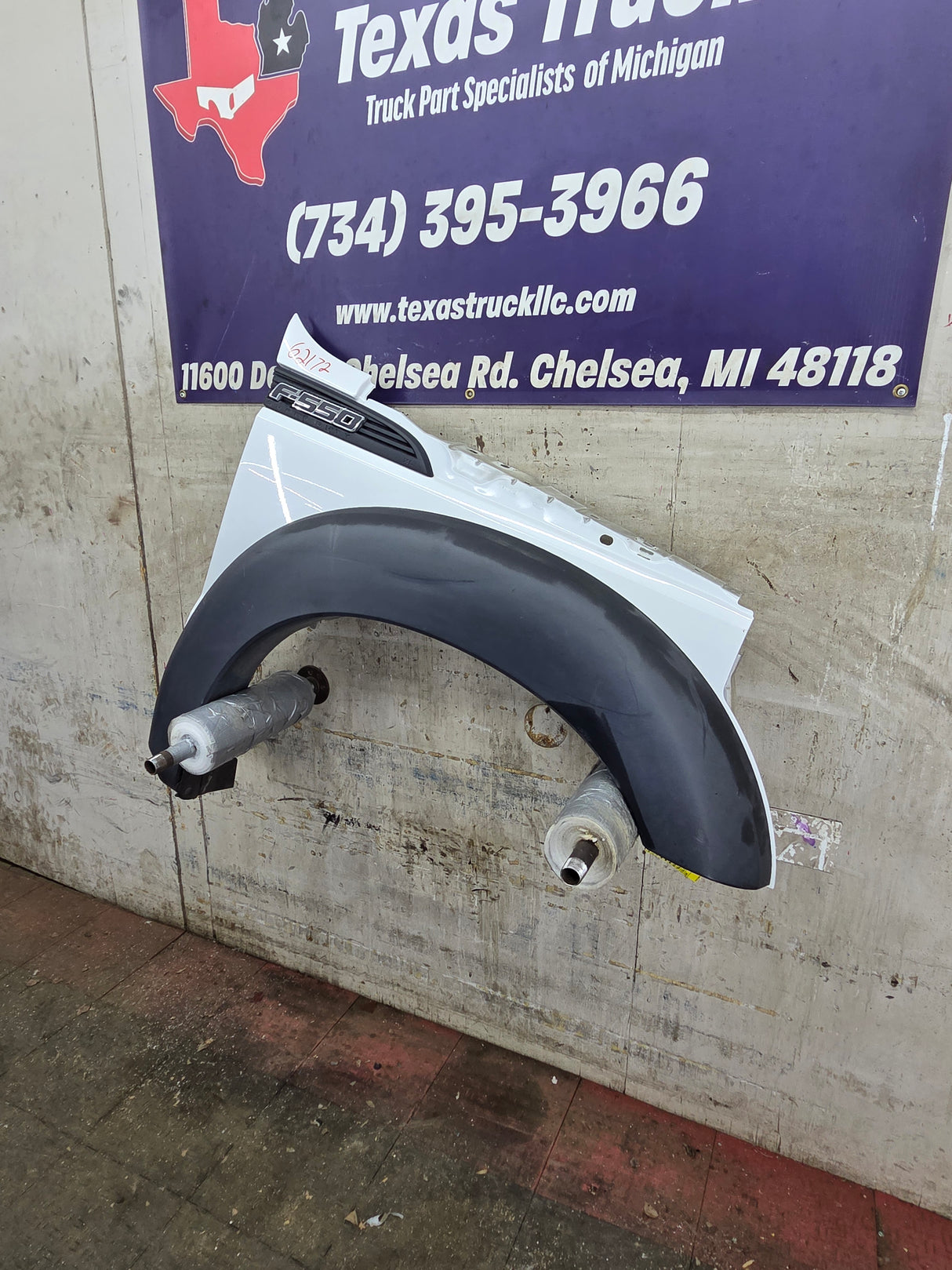 2011-2016 Ford Super Duty F450 F550 RH Passenger Side Front Fender