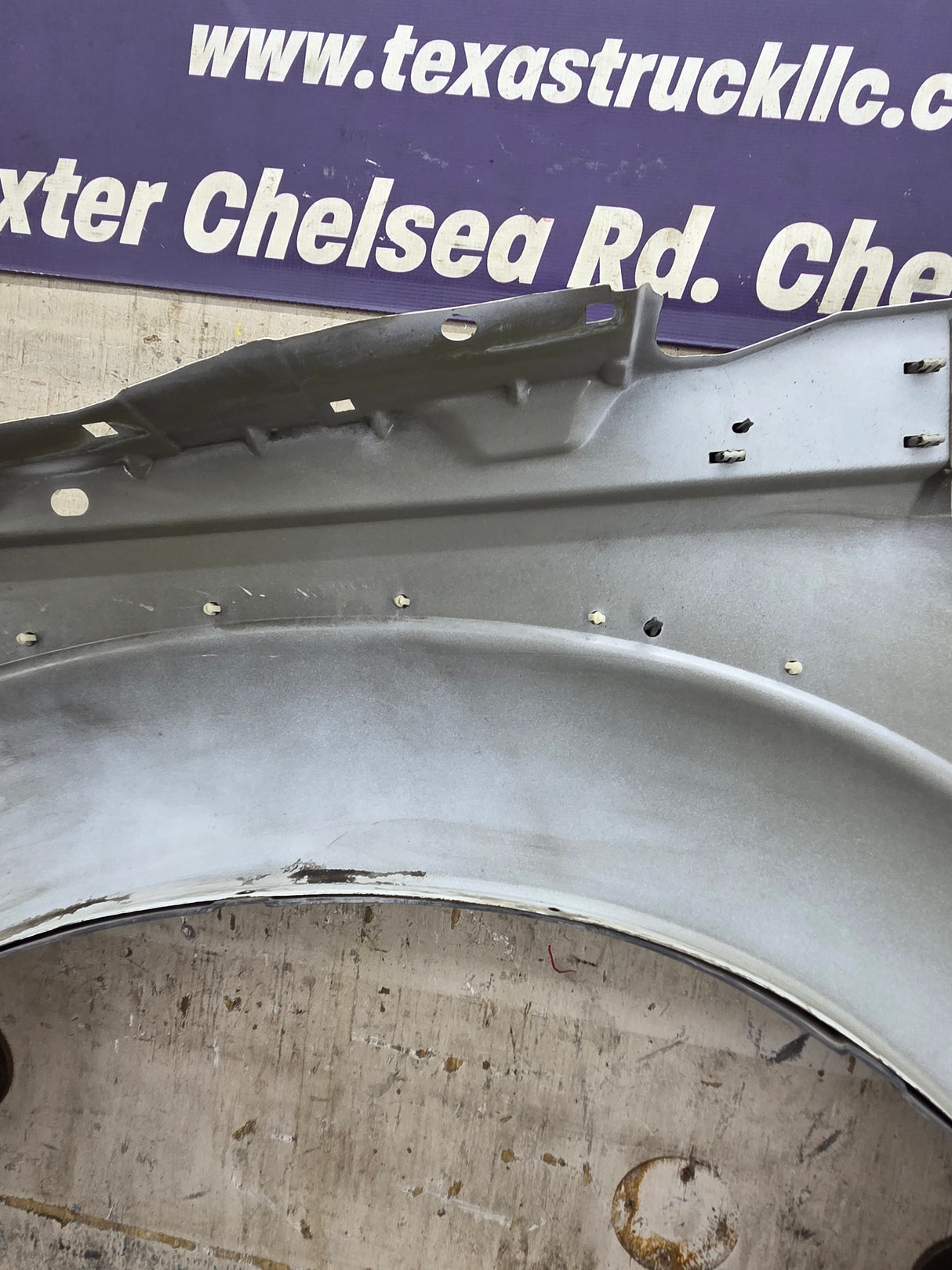 2011-2016 Ford Super Duty F450 F550 RH Passenger Side Front Fender