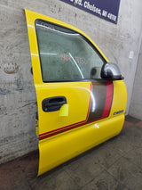 1999-2006 Chevrolet Silverado / GMC Sierra 1500 2500 3500 HD Front Passenger Side Door RH