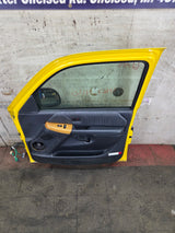1999-2006 Chevrolet Silverado / GMC Sierra 1500 2500 3500 HD Front Passenger Side Door RH
