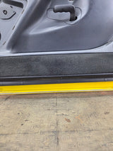 1999-2006 Chevrolet Silverado / GMC Sierra 1500 2500 3500 HD Front Passenger Side Door RH