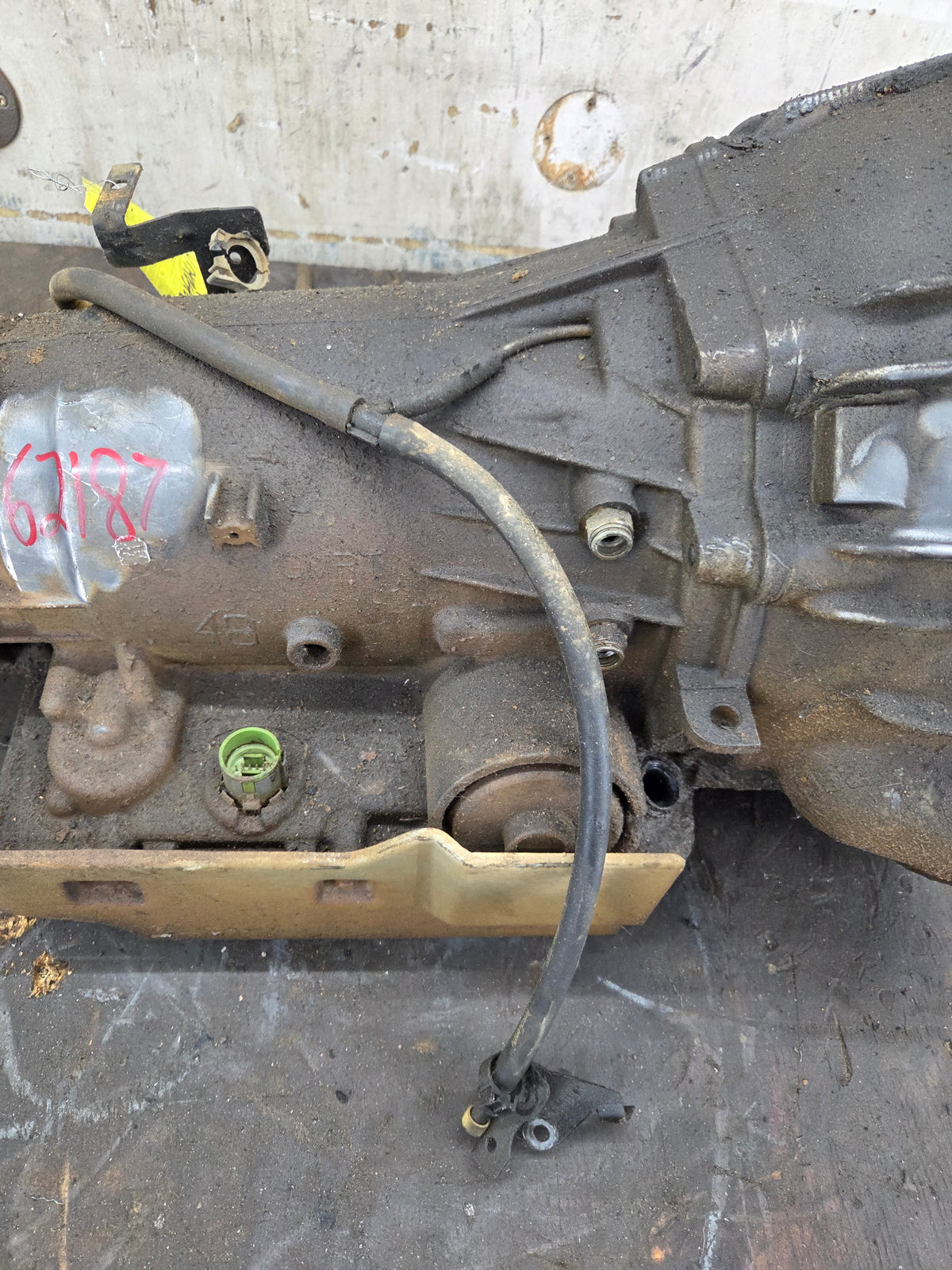 2003 Chevrolet GMC 5.3L 4L60E 2wd AUTOMATIC TRANSMISSION *Untested Core