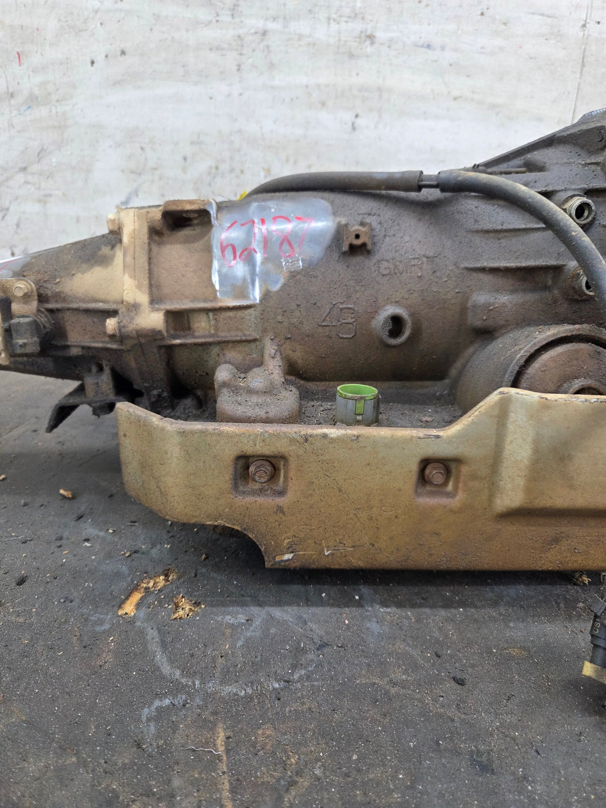 2003 Chevrolet GMC 5.3L 4L60E 2wd AUTOMATIC TRANSMISSION *Untested Core