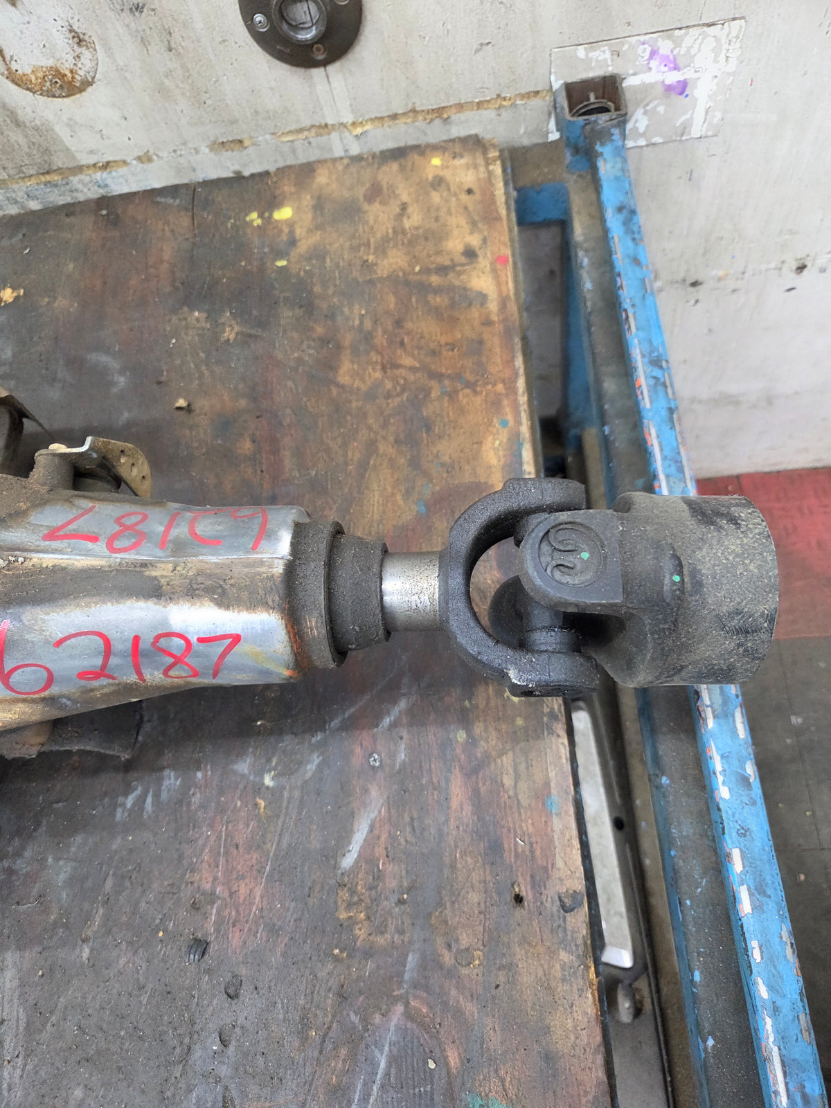 2003 Chevrolet GMC 5.3L 4L60E 2wd AUTOMATIC TRANSMISSION *Untested Core