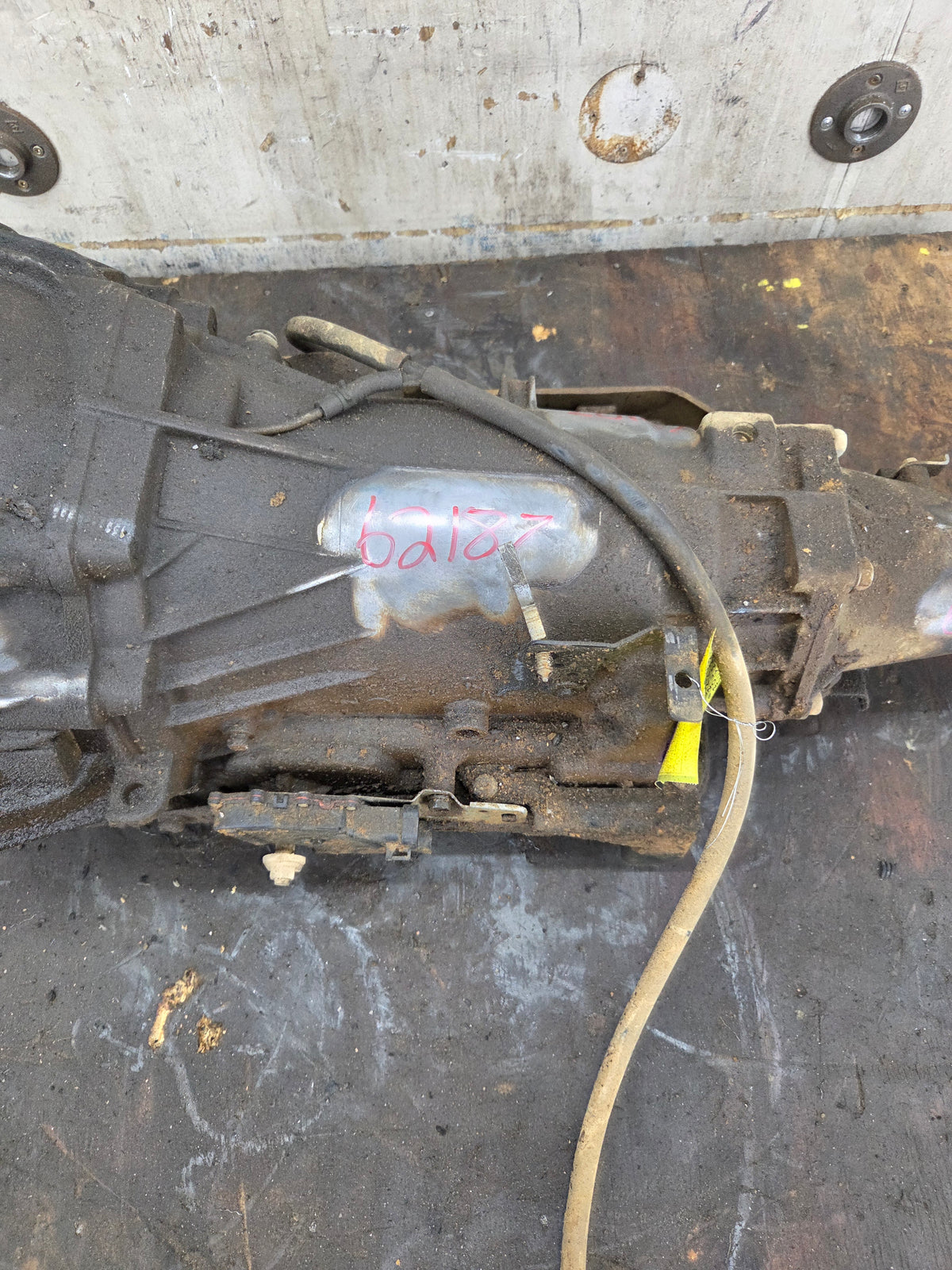 2003 Chevrolet GMC 5.3L 4L60E 2wd AUTOMATIC TRANSMISSION *Untested Core
