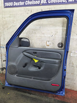 1999-2006 Chevrolet Silverado / GMC Sierra 1500 2500 3500 HD Front Passenger Side Door RH
