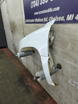 2003-2007 Chevrolet Silverado / Tahoe / Suburban 1500 2500 3500 HD LH Driver Side "Cateye" Front Fender