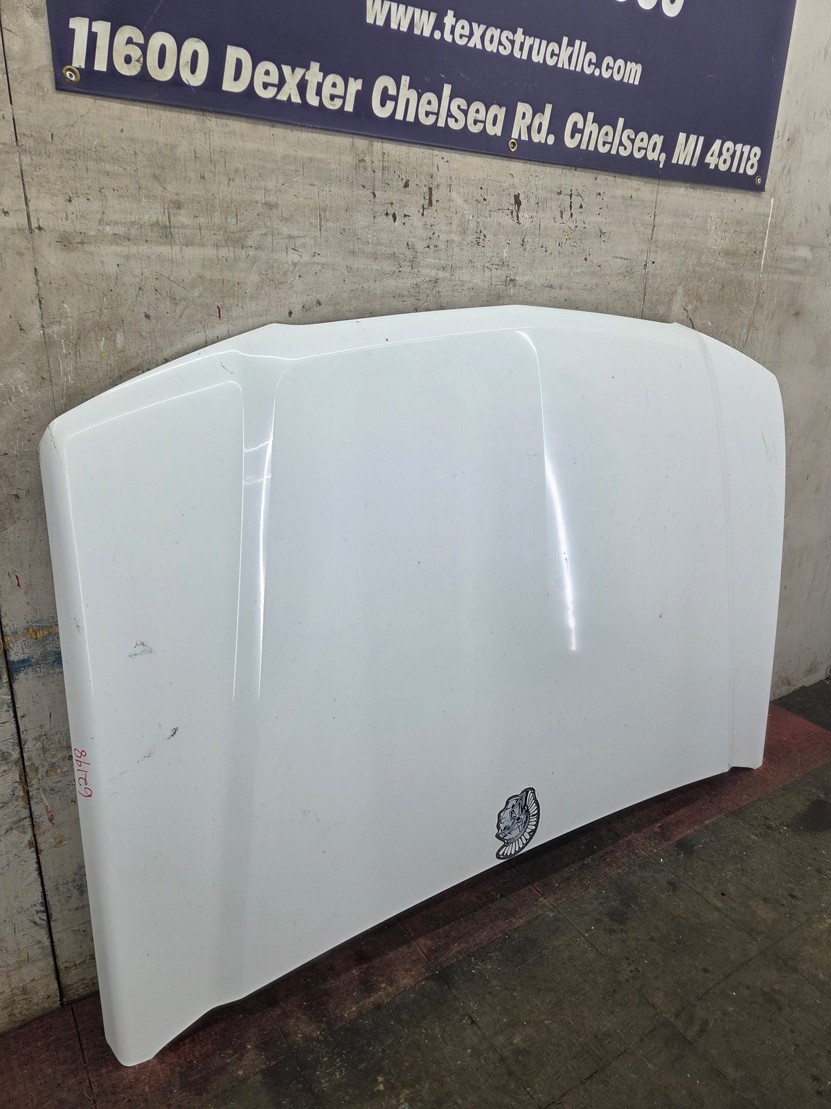 2003-2006 Chevrolet Silverado 1500 2500 'Cateye' Hood
