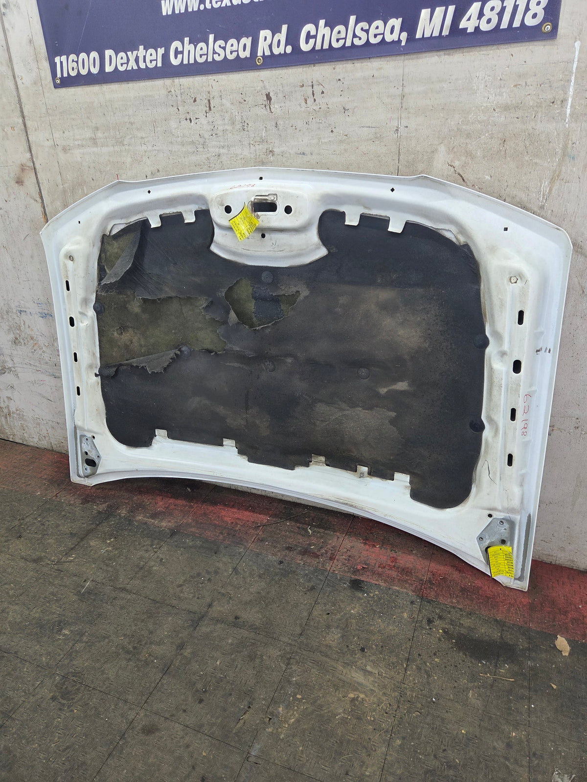 2003-2006 Chevrolet Silverado 1500 2500 'Cateye' Hood