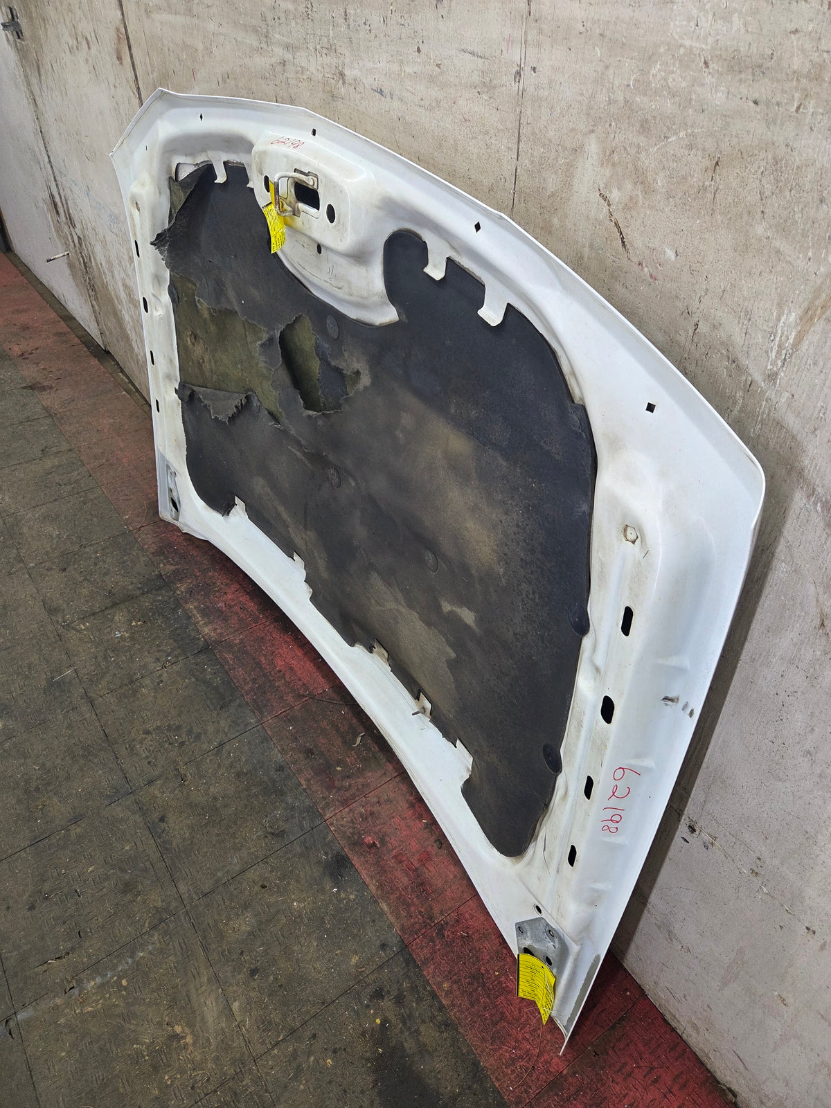 2003-2006 Chevrolet Silverado 1500 2500 'Cateye' Hood