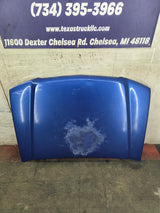 2003-2006 Chevrolet Silverado 1500 2500 'Cateye' Hood