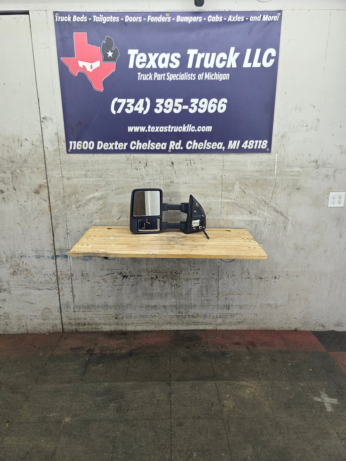 2008-2016 Ford Super Duty F250 F350 F450 F550 LH Driver Side Power and Heated Towing Mirror OEM