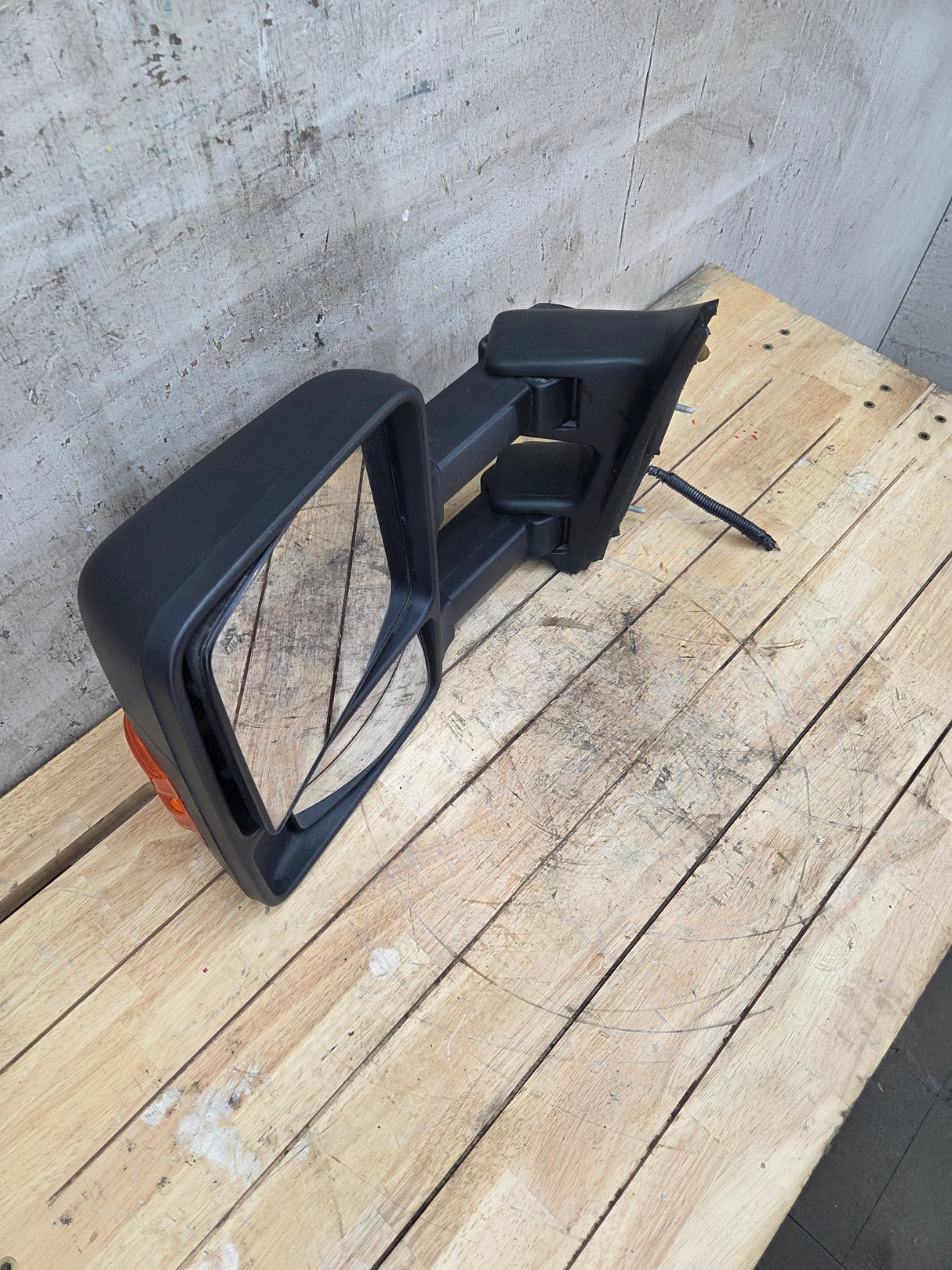 2008-2016 Ford Super Duty F250 F350 F450 F550 LH Driver Side Power and Heated Towing Mirror OEM