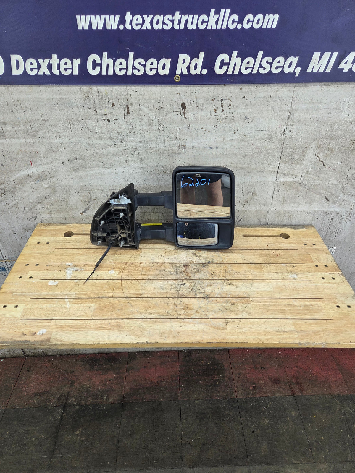 2008-2016 Ford Super Duty F250 F350 F450 F550 RH Passenger Side Power& Heated Towing Mirror OEM