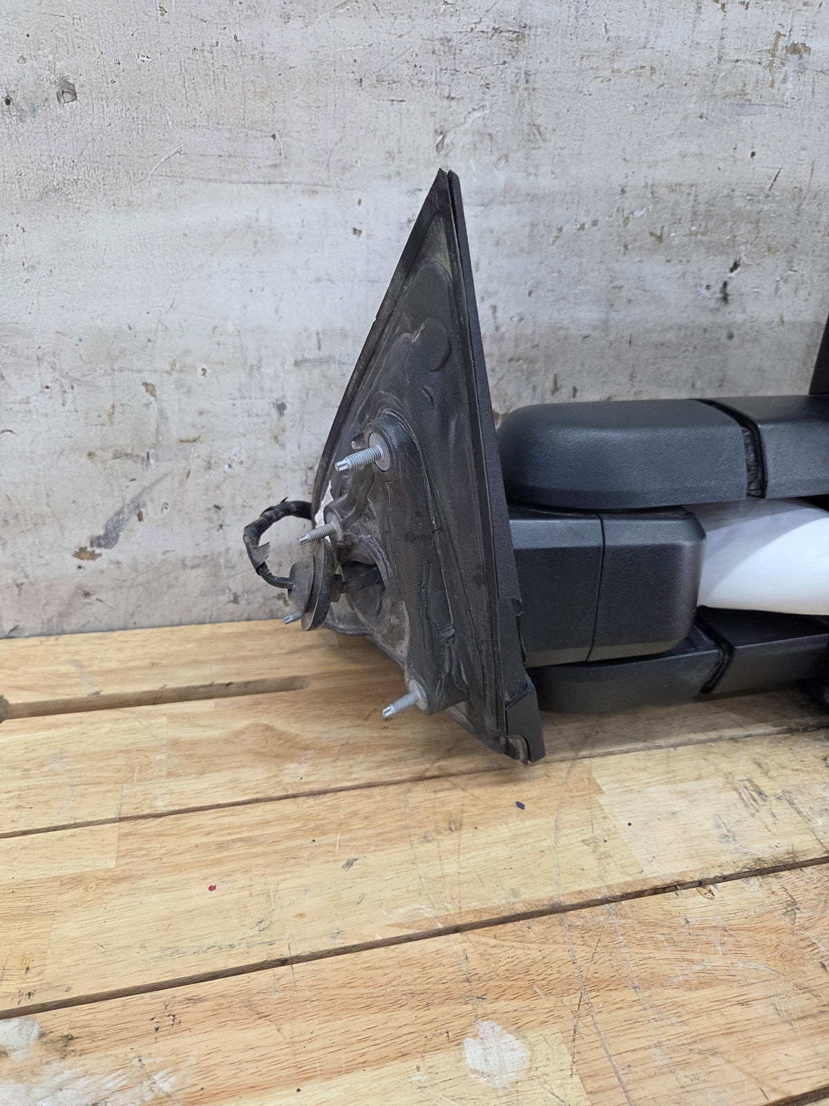 2014-2018 Chevrolet Silverado/GMC Sierra 1500 2500 3500 Right Side Passenger Side Power Fold Tow Mirror 84228884