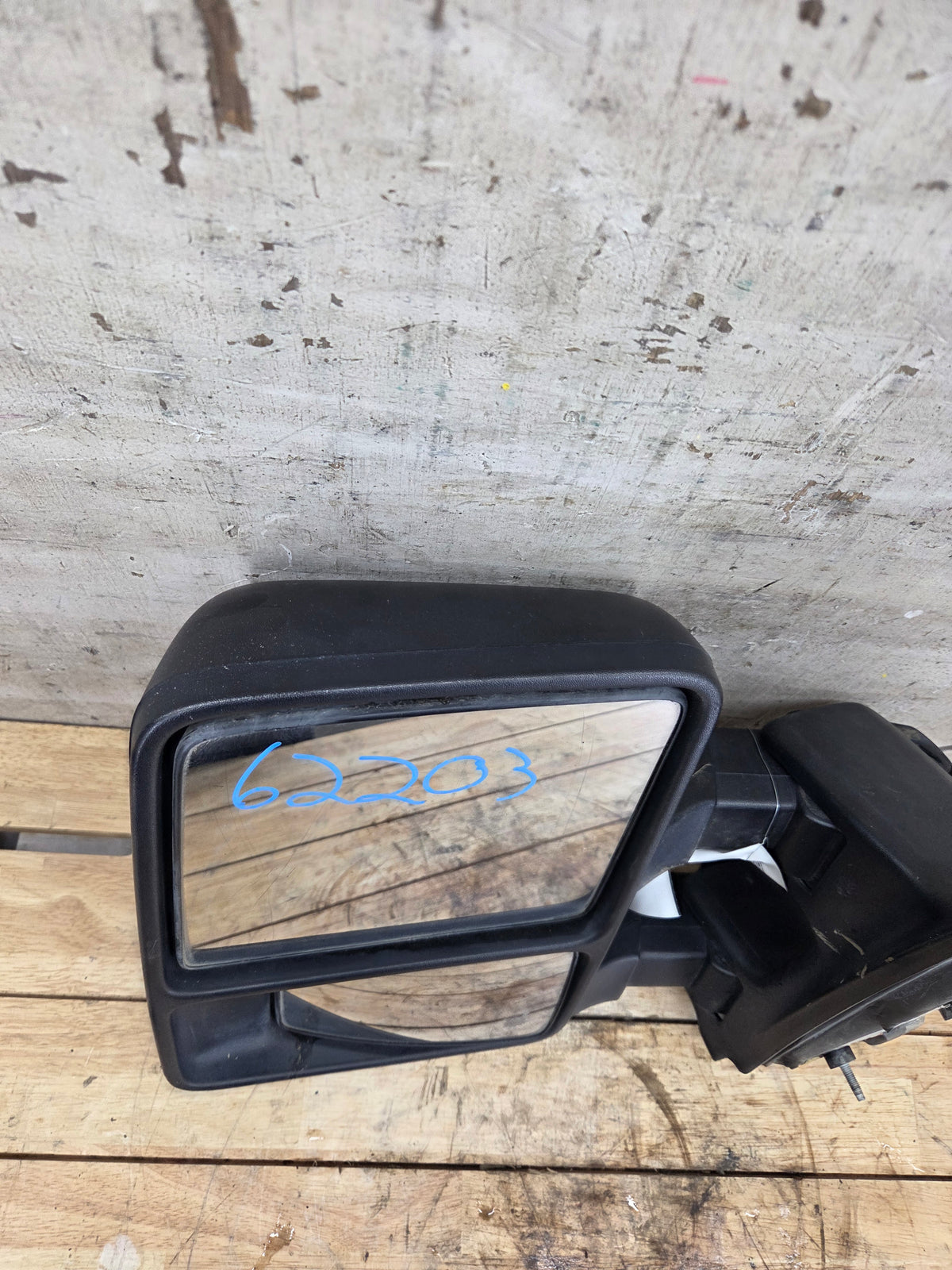 2008-2016 Ford Super Duty F250 F350 F450 F550 LH Driver Side Manual Towing Mirror OEM