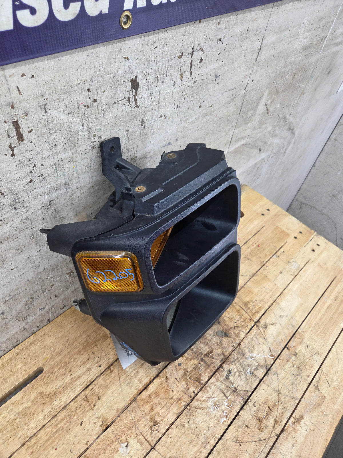 2008-2010 Ford Super Duty F250 F350 F450 F550 RH Passenger Side Head Light 7C34-13100-A