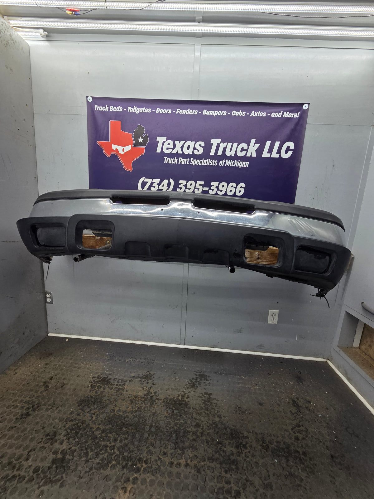 2003-2007 Chevrolet Silverado 1500 'Cateye' Front Bumper