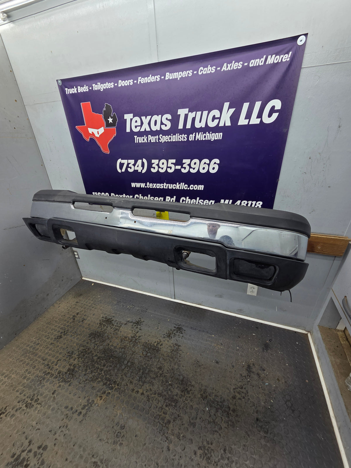 2003-2007 Chevrolet Silverado 1500 'Cateye' Front Bumper