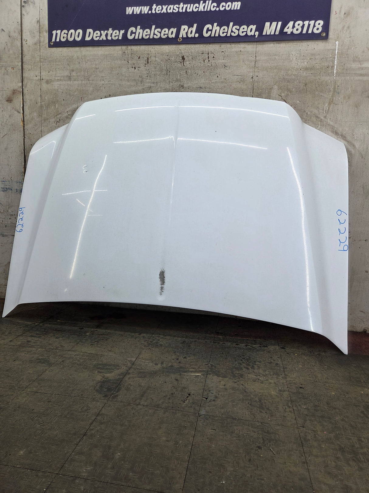 1999-2007 Ford Super Duty Hood F250 F350 F450 F550
