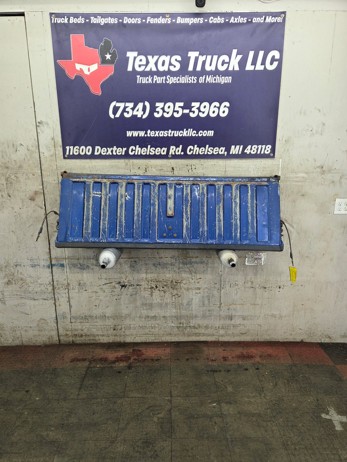 1999-2007 Chevrolet Silverado / GMC Sierra 1500 2500 3500 Tailgate