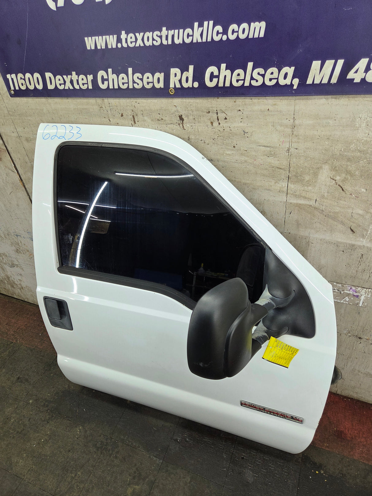 1999-2007 Ford Super Duty RH Passenger Side Front Door F250 F350 F450 F550