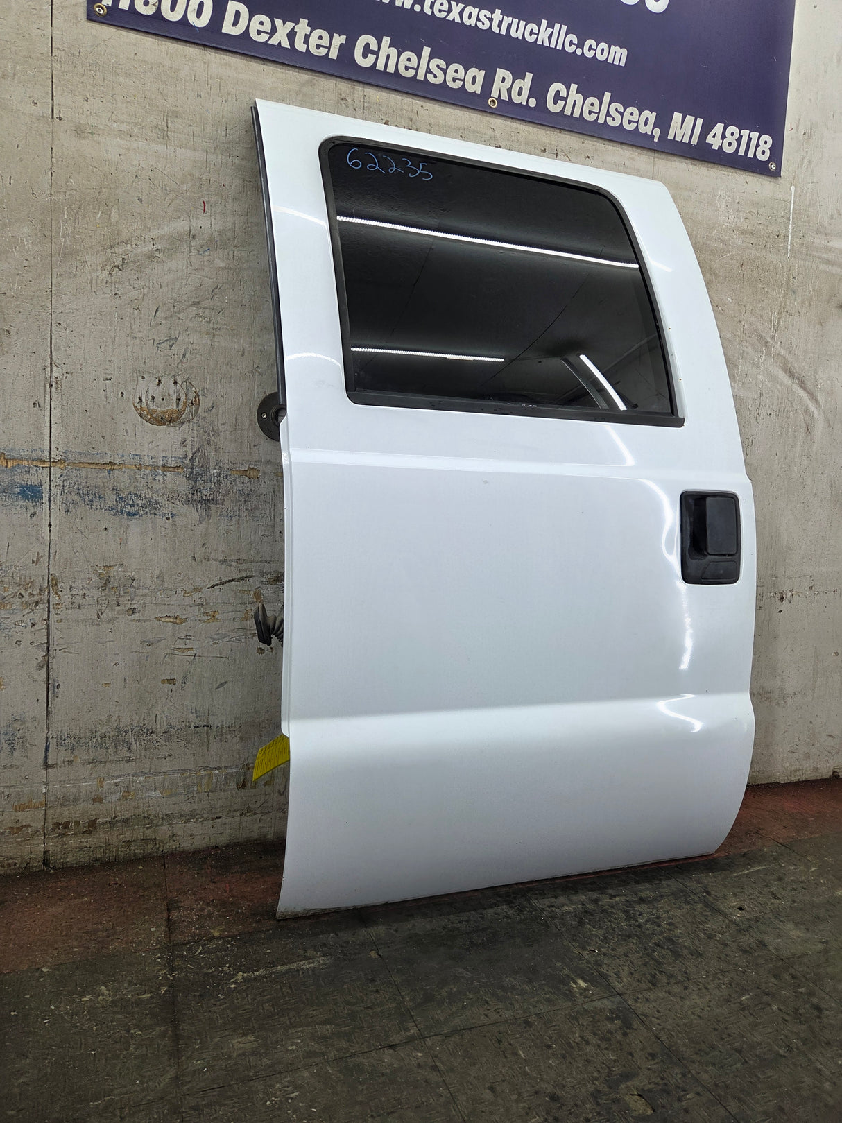 1999-2007 Ford Super Duty LH Driver Side Rear Crew Cab Door F250 F350 F450 F550