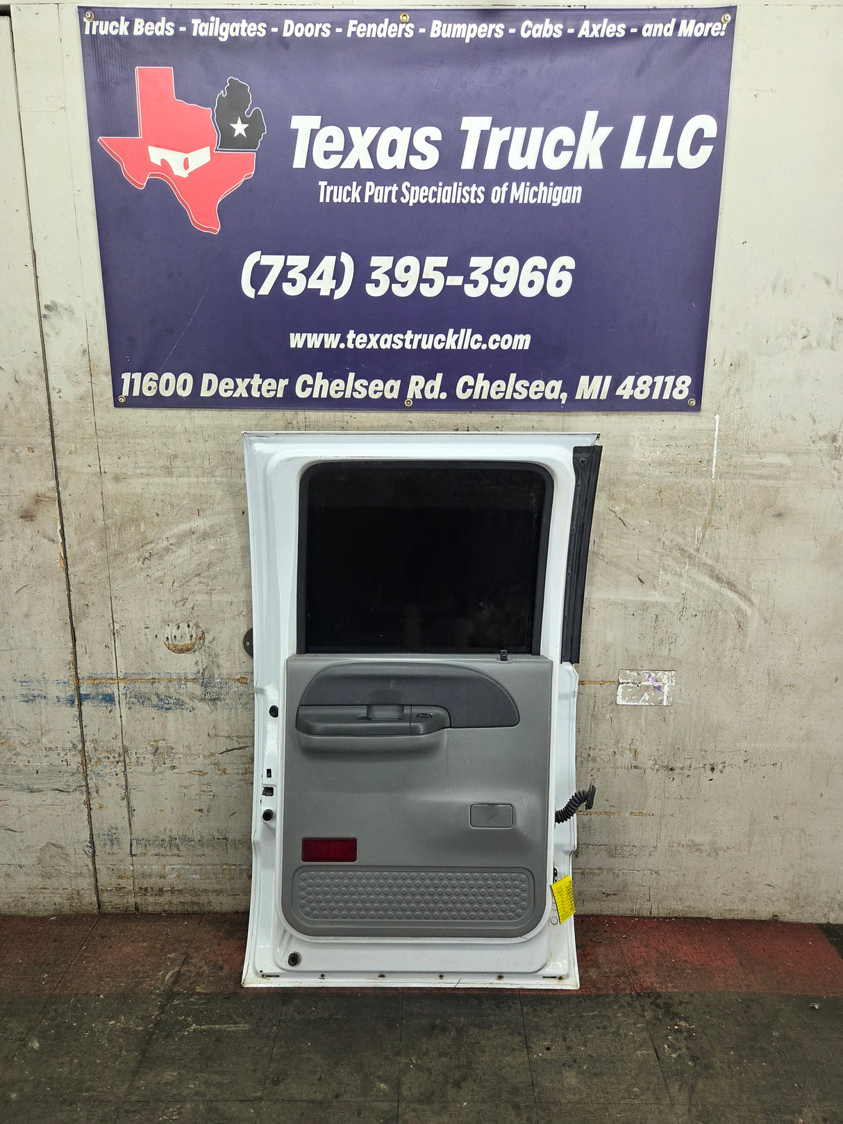 1999-2007 Ford Super Duty LH Driver Side Rear Crew Cab Door F250 F350 F450 F550