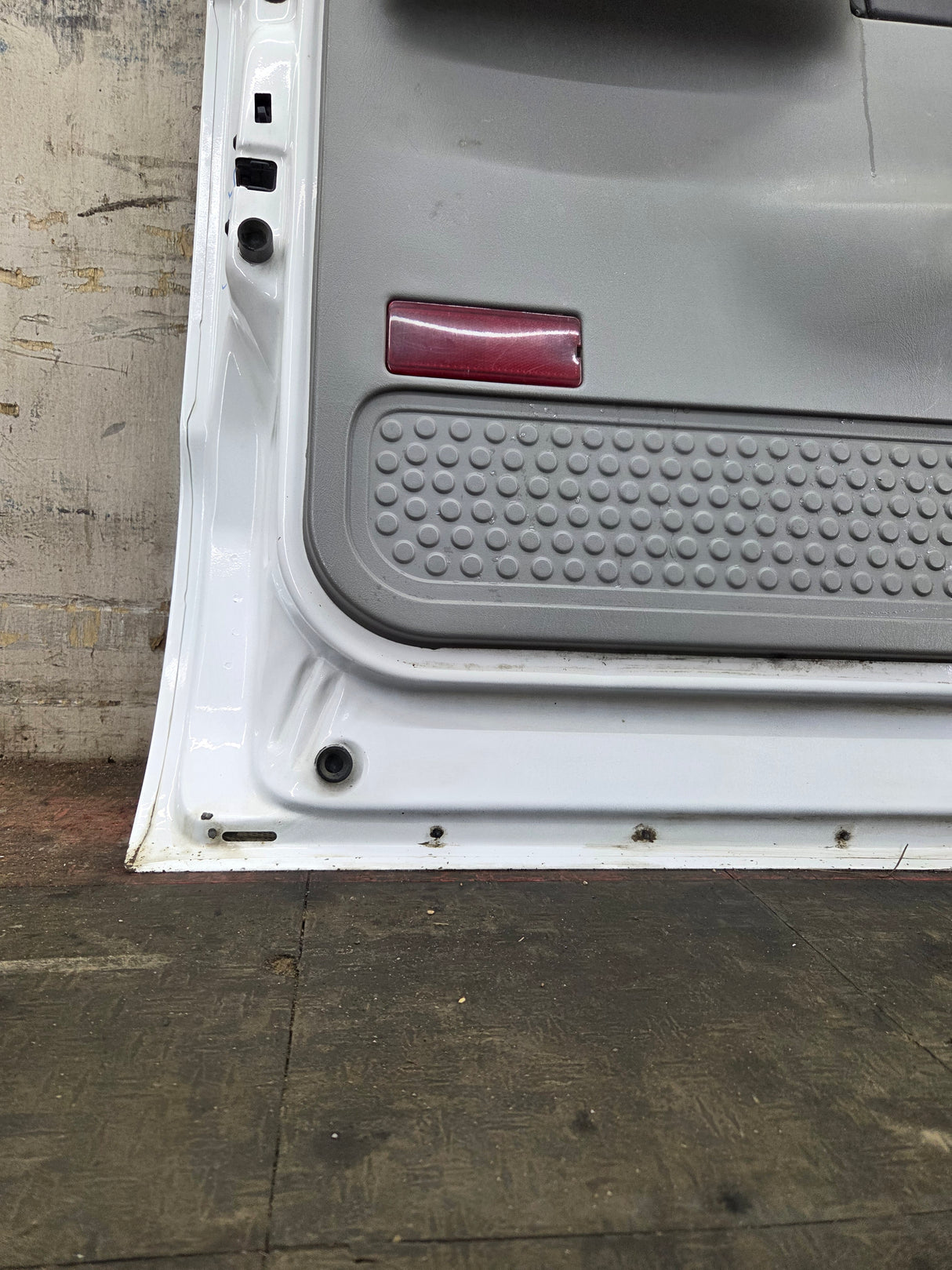 1999-2007 Ford Super Duty LH Driver Side Rear Crew Cab Door F250 F350 F450 F550
