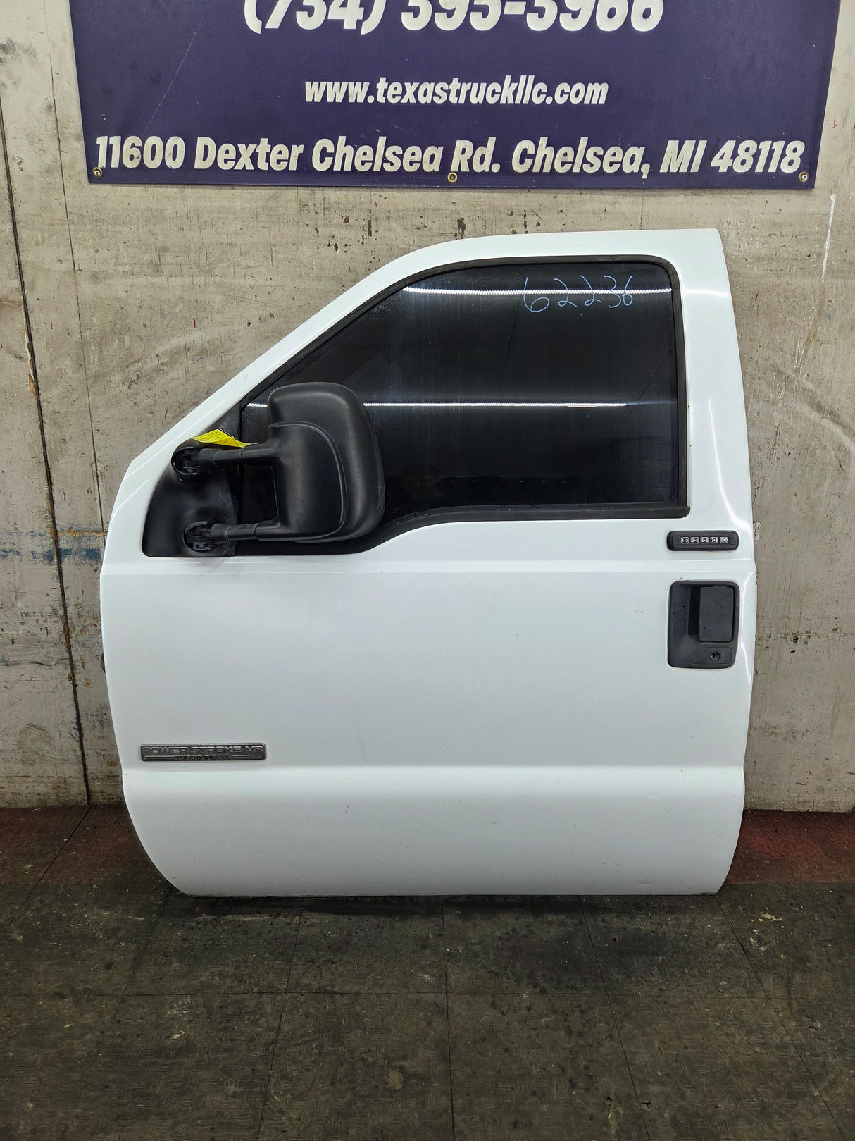 1999-2007 Ford Super Duty LH Driver Side Front Door F250 F350 F450 F550